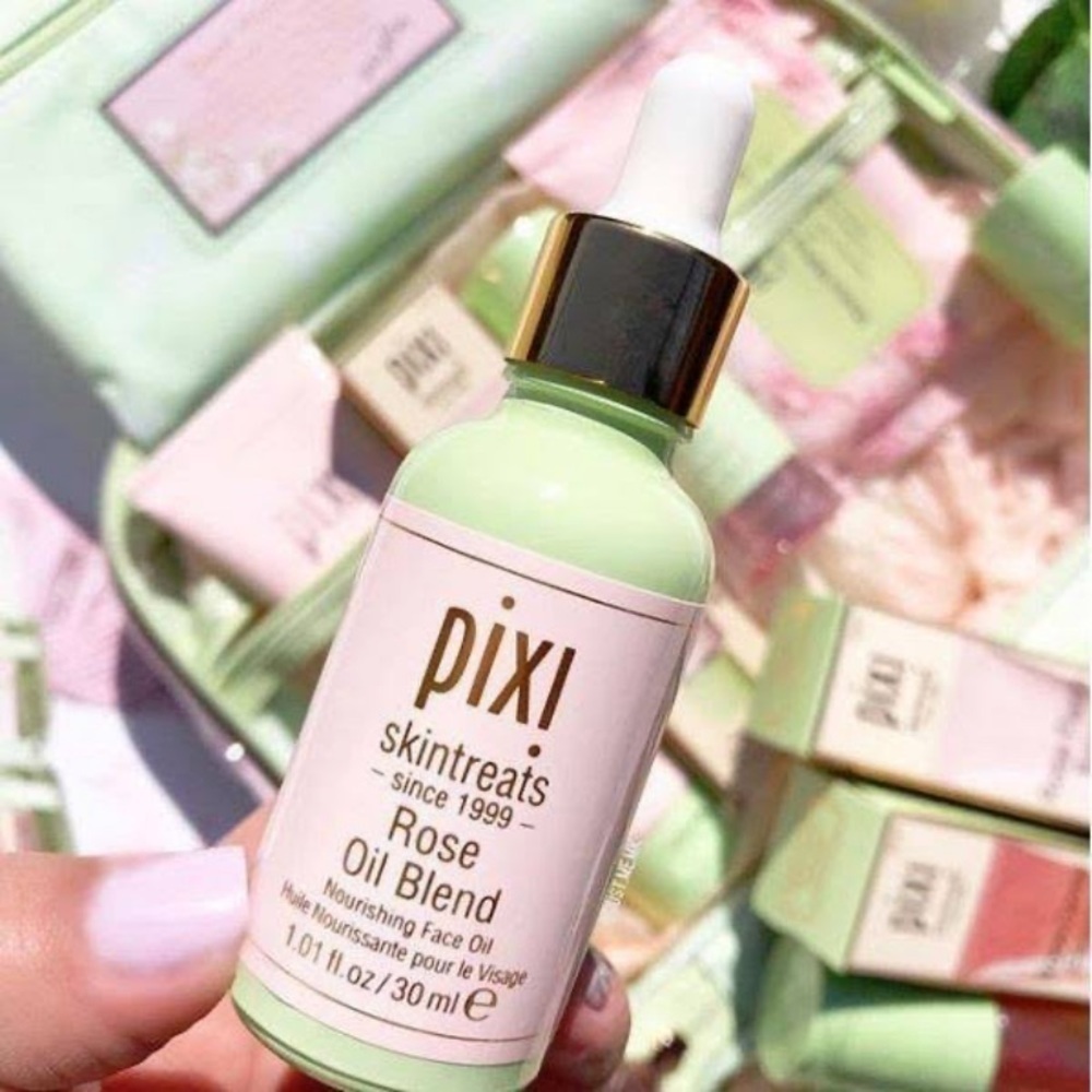 NEW! Pixi Skintreats Rose Oil Blend Face Oil - Picture 3 of 3